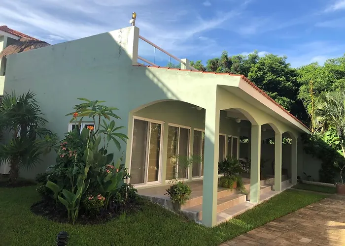 Cozumel Beach House Luxury Vacation Rentals - Villa Paradise Cozumel Has 2 Private Master Suites Ocean & Garden View